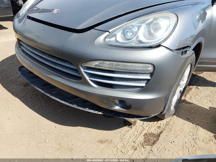 2011 Porsche Cayenne VIN WP1AB2A23BLA44066 IAAI salvage auction — NORMAL WEAR, Clear - Dealer Only (California), sold $25 on 2026-07-29 (photo 6)