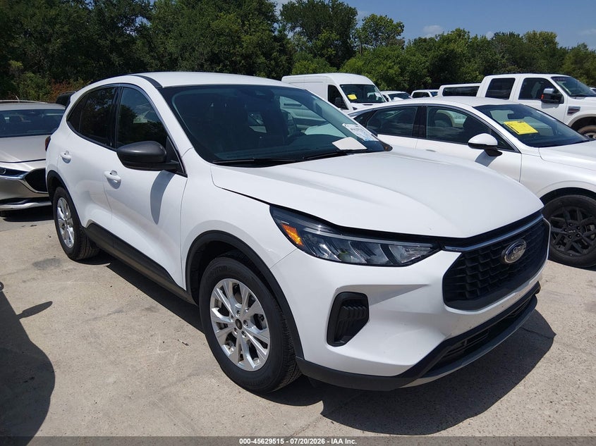 2024 Ford Escape VIN 1FMCU0GN4RUA52042 IAAI salvage auction — FRONT END, Enterprise Vehicles Clear Only (Texas), sold $9,900 on 2026-07-29 (photo 1)