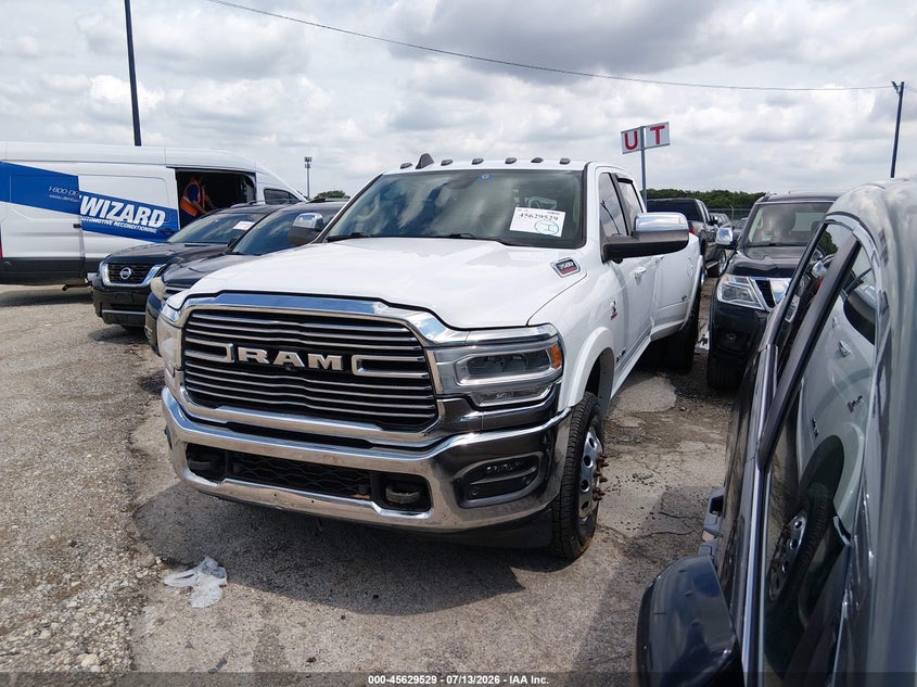 2020 Ram 3500 VIN 3C63RRJL4LG245028 IAAI salvage auction — REPOSSESSION, Wait Title, sold $29,000 on 2026-09-03 (photo 2)