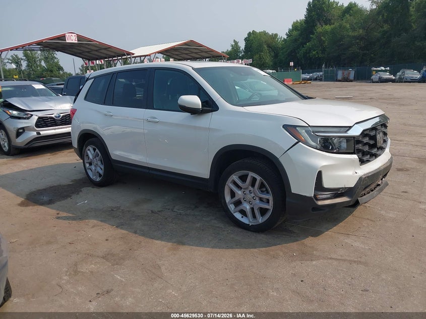 2025 Honda Passport VIN 5FNYF8H58SB017777 — IAAI salvage auction photo