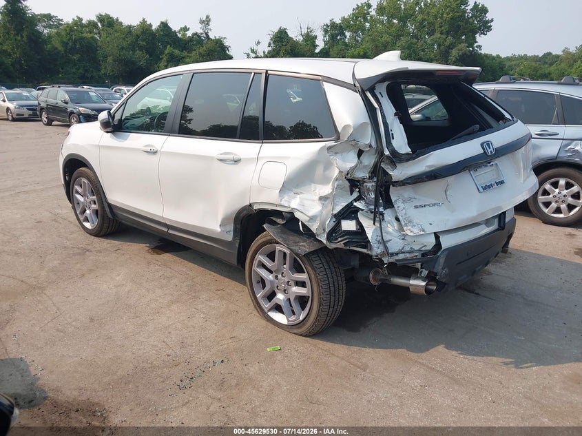 2025 Honda Passport VIN 5FNYF8H58SB017777 IAAI salvage auction — REAR END, Salvage Title, sold $8,500 on 2026-08-20 (photo 3)