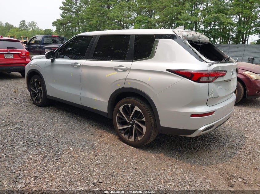 2022 Mitsubishi Outlander VIN JA4J4UA87NZ032171 IAAI salvage auction — FRONT & REAR, Salvage (New Jersey), sold $9,250 on 2026-09-16 (photo 3)