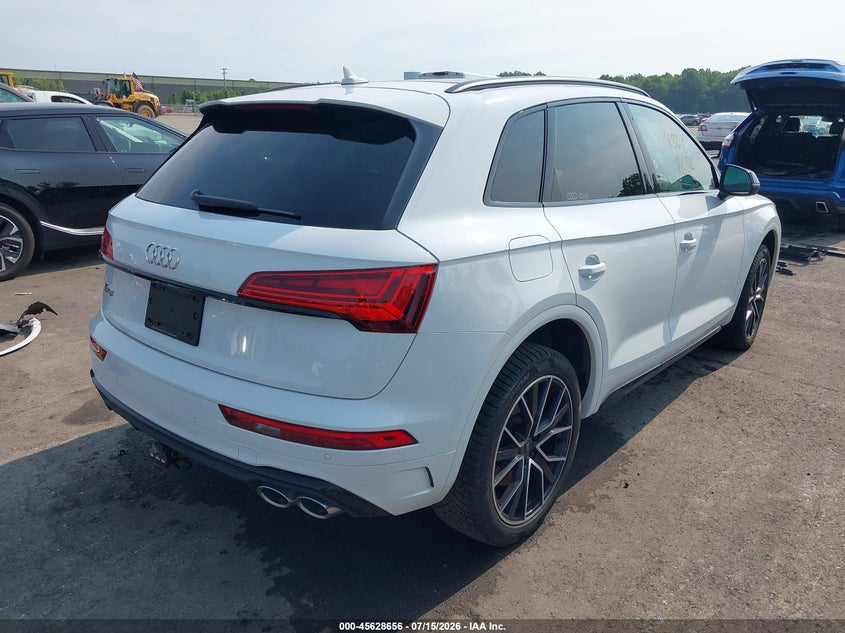2021 Audi Sq5 VIN WA1B4AFYXM2023564 IAAI salvage auction — FRONT END, Salvage Title, sold $9,300 on 2026-08-18 (photo 4)