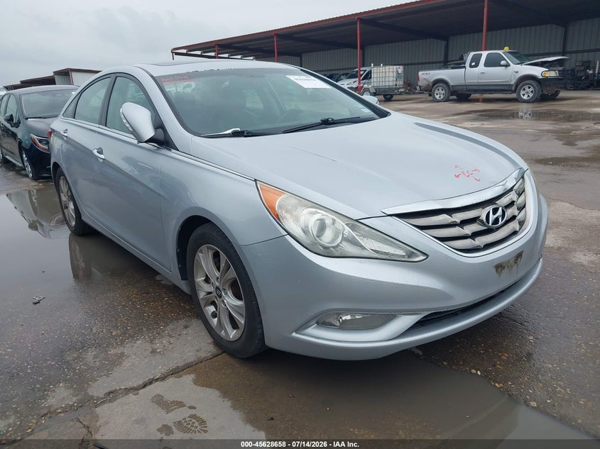 2011 Hyundai Sonata VIN 5NPEC4AC1BH099592 IAAI salvage auction — REAR END, Salvage (Texas), sold $375 on 2026-08-01 (photo 1)