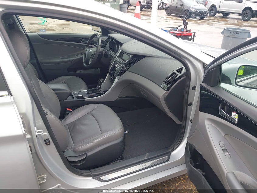2011 Hyundai Sonata VIN 5NPEC4AC1BH099592 IAAI salvage auction — REAR END, Salvage (Texas), sold $375 on 2026-08-01 (photo 5)