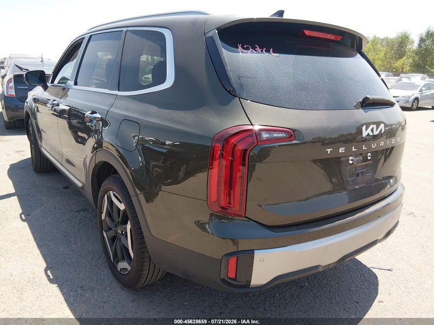 2025 Kia Telluride VIN 5XYP6DGC8SG649787 IAAI salvage auction — SIDE, Salvage (Idaho), sold $14,225 on 2026-09-15 (photo 3)