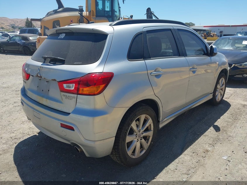 2012 Mitsubishi Outlander VIN JA4AR4AU6CZ003787 IAAI salvage auction — NORMAL WEAR, Clear - Dealer Only (California), sold $1,150 on 2026-07-30 (photo 4)