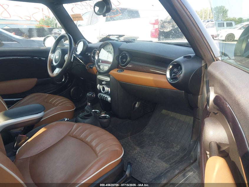 2010 Mini Cooper VIN WMWMF7C51ATZ69836 IAAI salvage auction — FRONT END, Salvage (Ohio), sold $525 on 2026-07-31 (photo 5)