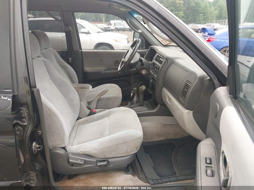2001 Mitsubishi Montero VIN JA4MT31H71P001504 IAAI salvage auction — NORMAL WEAR, Clear (New Jersey), sold $25 on 2026-07-29 (photo 5)