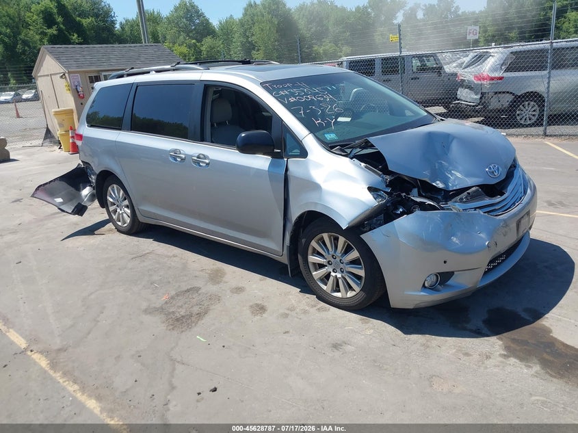 2011 Toyota Sienna VIN 5TDDK3DC0BS008634 IAAI salvage auction — FRONT & REAR, Clear (Massachusetts), sold $1,750 on 2026-07-30 (photo 1)