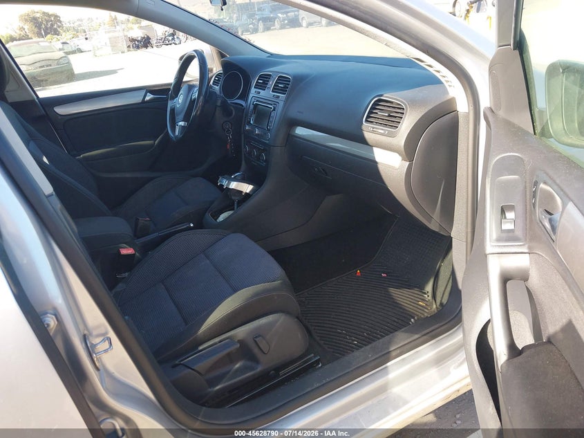 2013 Volkswagen Golf VIN WVWDM7AJ3DW131688 IAAI salvage auction — NORMAL WEAR, Clear - Dealer Only (California), sold $2,250 on 2026-07-30 (photo 5)