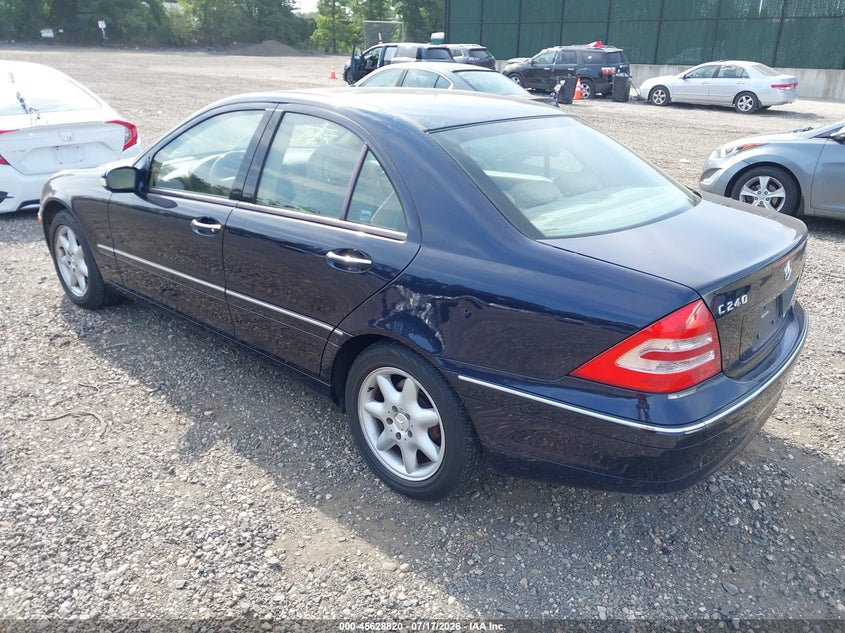 2003 Mercedes-benz C class VIN WDBRF81J93F430850 IAAI salvage auction — NORMAL WEAR, Clear (New York), sold $425 on 2026-07-28 (photo 3)
