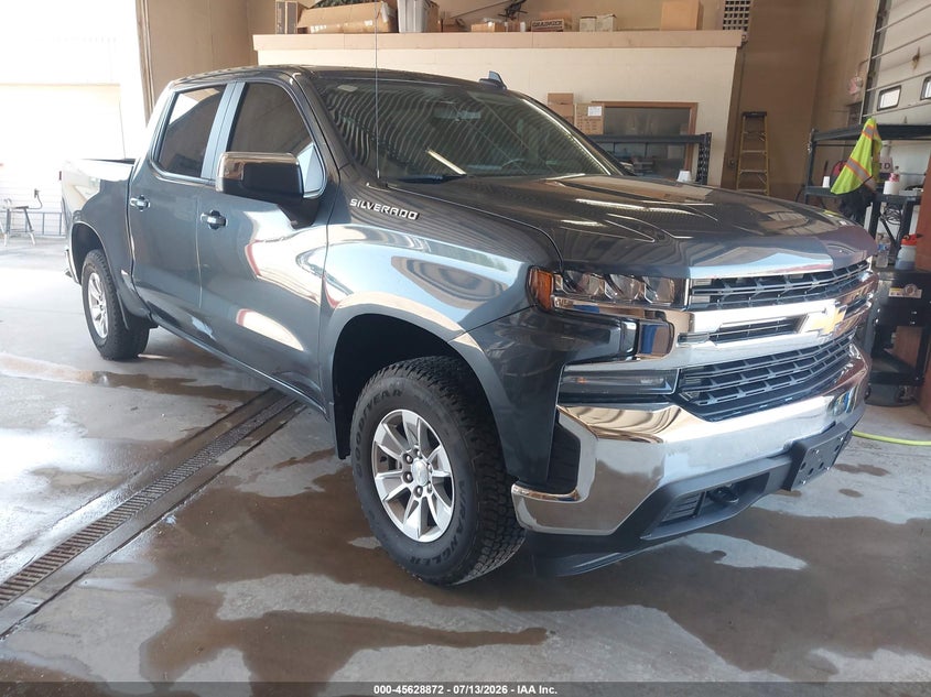 2021 Chevrolet Silverado VIN 1GCUYDED1MZ250037 IAAI salvage auction — HAIL, Sf97 (Wisconsin), sold $22,575 on 2026-09-15 (photo 1)