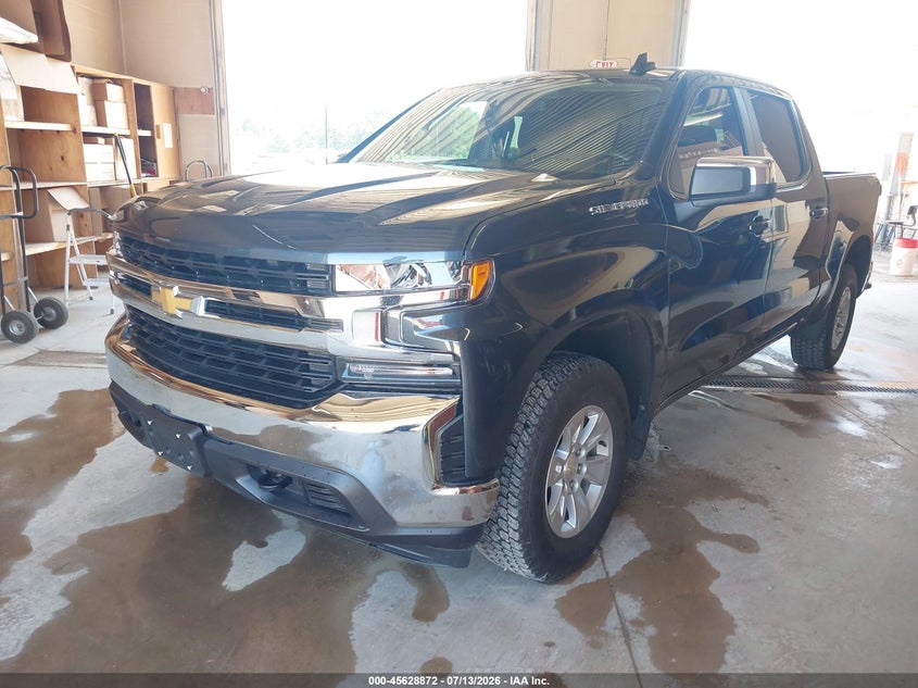 2021 Chevrolet Silverado VIN 1GCUYDED1MZ250037 IAAI salvage auction — HAIL, Sf97 (Wisconsin), sold $22,575 on 2026-09-15 (photo 2)