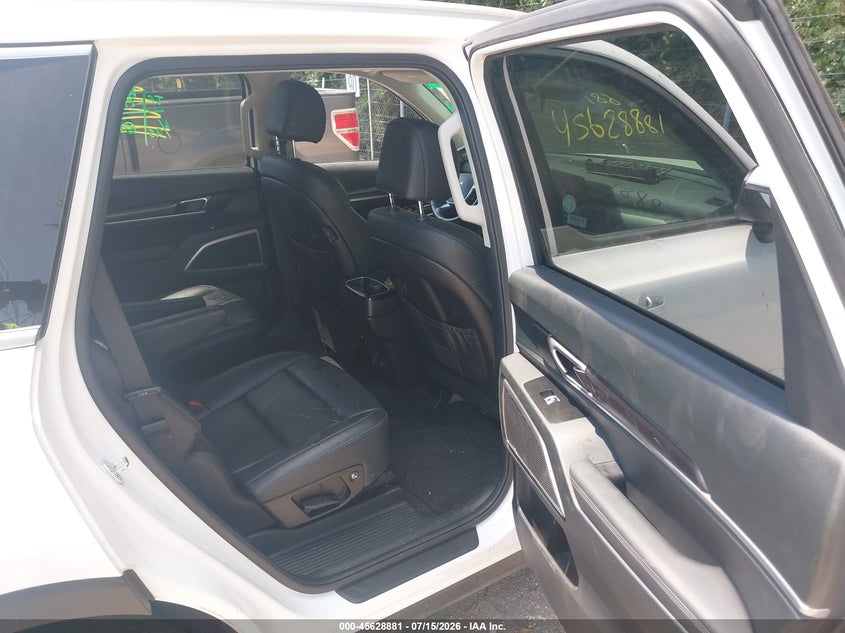 2025 Kia Telluride VIN 5XYP64GC1SG652210 IAAI salvage auction — RIGHT FRONT, Salvage Title, sold $5,600 on 2026-07-22 (photo 8)