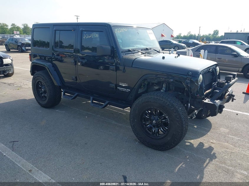 2014 Jeep Wrangler / VIN 1C4BJWEG3EL172284 — IAAI salvage auction photo