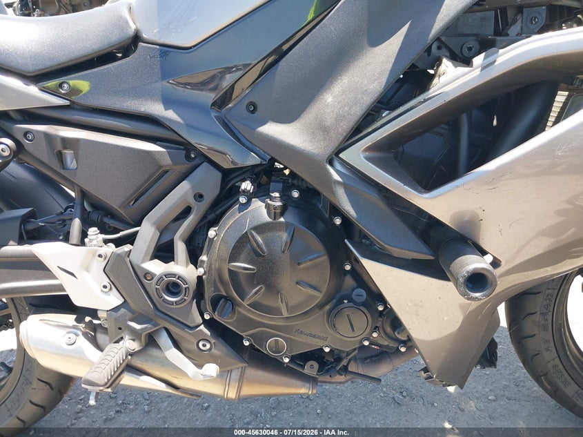 2021 Kawasaki Ninja VIN ML5EXEM13MDA26718 IAAI salvage auction — RIGHT FRONT, Salvage Certificate (California), sold $725 on 2026-07-22 (photo 8)