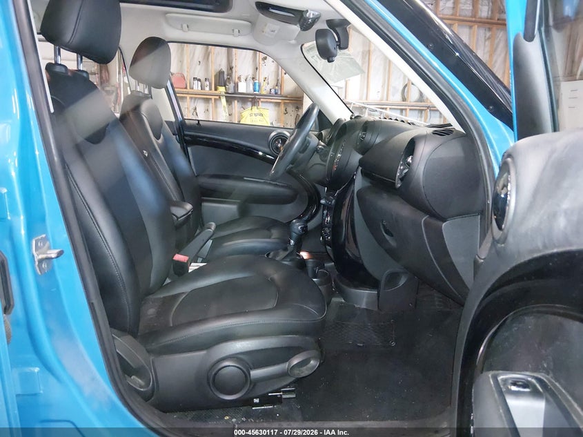 2016 Mini Countryman VIN WMWZB3C54GWR49324 IAAI salvage auction — ELECTRICAL, Clear (Massachusetts), sold $1,425 on 2026-08-05 (photo 5)