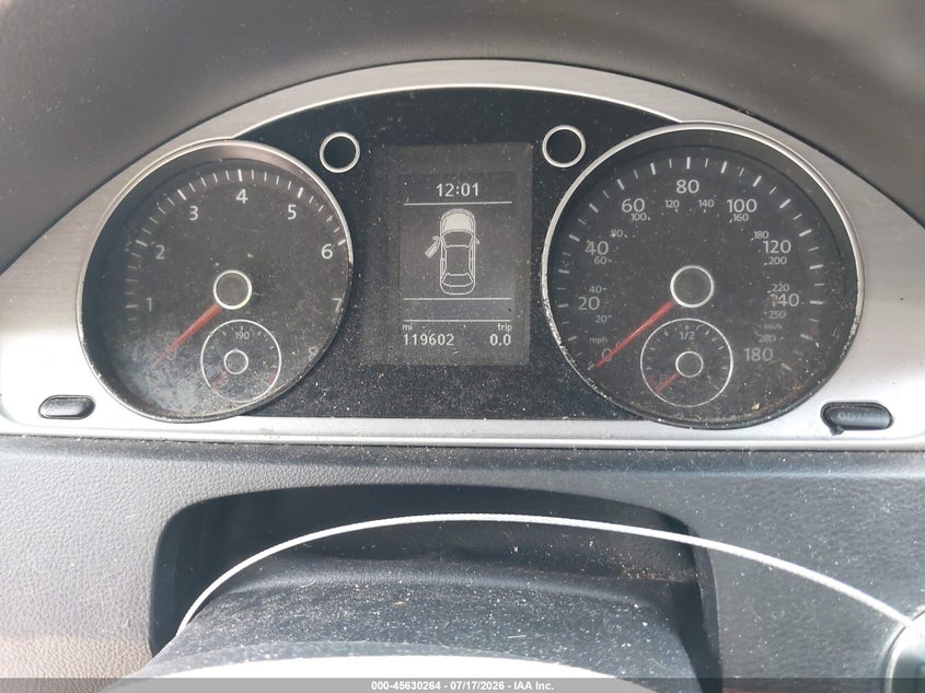 2014 Volkswagen Cc VIN WVWBP7AN9EE532123 IAAI salvage auction — NORMAL WEAR, Clear (Indiana), sold $300 on 2026-07-29 (photo 7)