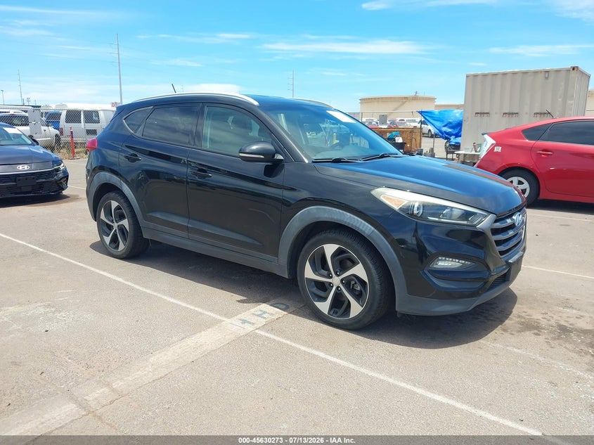 2016 Hyundai Tucson VIN KM8J33A23GU035465 IAAI salvage auction — NORMAL WEAR, Clear (Hawaii), sold $1,400 on 2026-07-28 (photo 1)