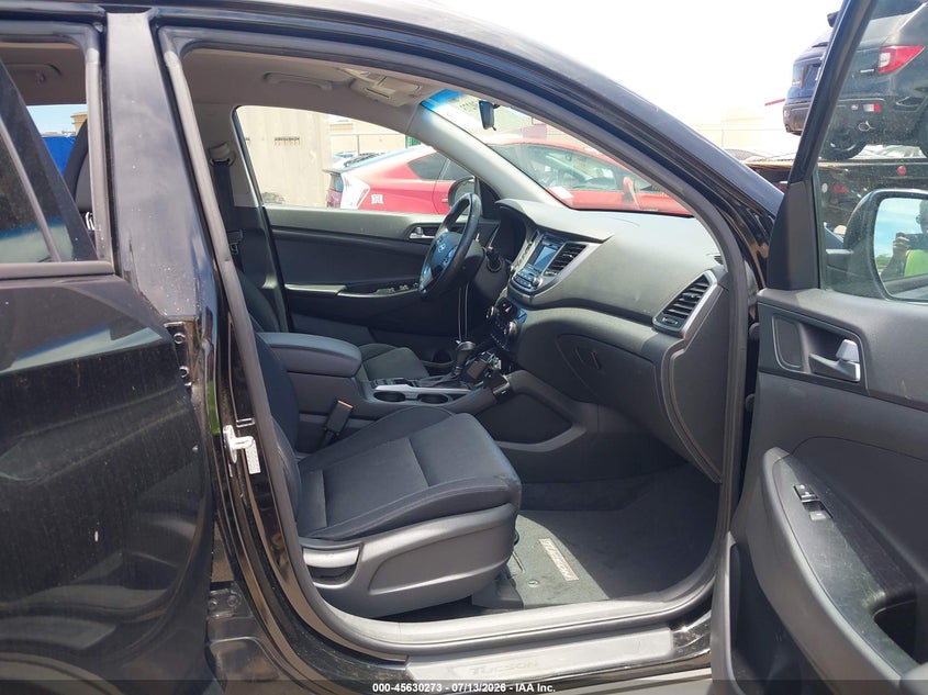 2016 Hyundai Tucson VIN KM8J33A23GU035465 IAAI salvage auction — NORMAL WEAR, Clear (Hawaii), sold $1,400 on 2026-07-28 (photo 5)