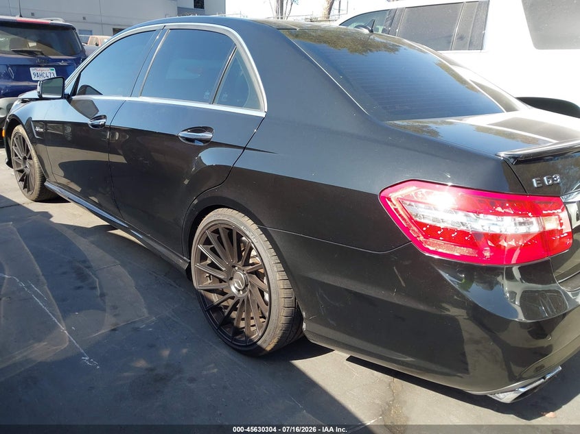 2010 Mercedes-Benz E-klasse AMG VIN WDDHF7HB5AA170985 IAAI salvage auction — RIGHT FRONT, Salvage Certificate (California), sold $3,150 on 2026-10-07 (photo 3)
