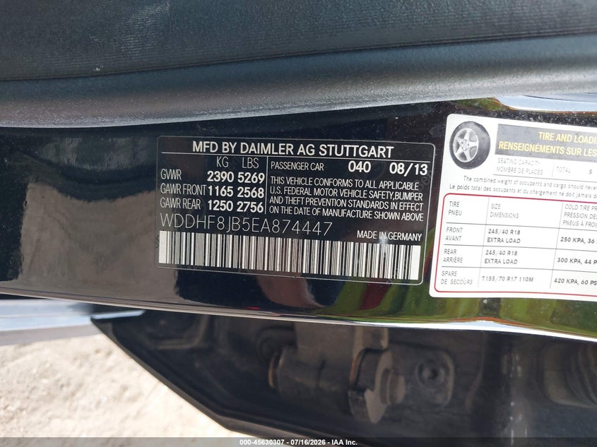 2014 Mercedes-benz E-klasse VIN WDDHF8JB5EA874447 IAAI salvage auction — REAR END, Salvage Title, sold $3,950 on 2026-08-20 (photo 9)