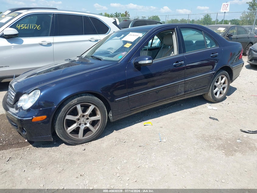 2006 Mercedes-benz C-klasse VIN WDBRF87J16F765368 IAAI salvage auction — LEFT FRONT, Salvage (Ohio), sold $625 on 2026-08-15 (photo 2)