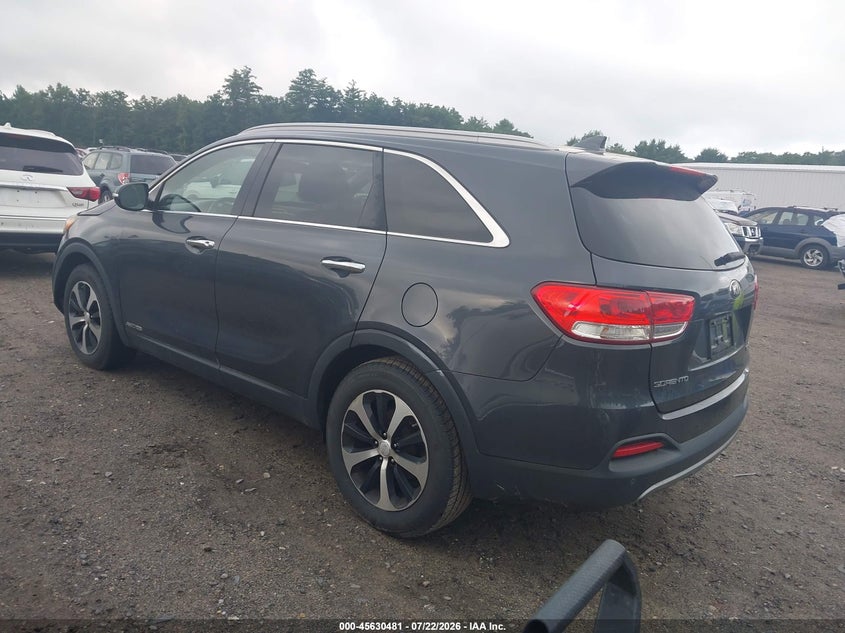 2016 Kia Sorento VIN 5XYPHDA56GG084533 IAAI salvage auction — NORMAL WEAR, Clear (Massachusetts), sold $1,900 on 2026-07-31 (photo 3)