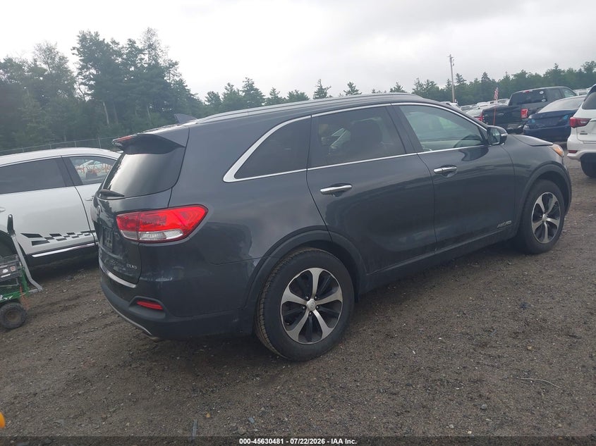 2016 Kia Sorento VIN 5XYPHDA56GG084533 IAAI salvage auction — NORMAL WEAR, Clear (Massachusetts), sold $1,900 on 2026-07-31 (photo 4)