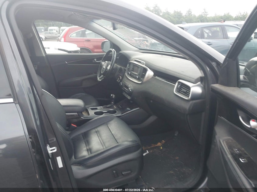 2016 Kia Sorento VIN 5XYPHDA56GG084533 IAAI salvage auction — NORMAL WEAR, Clear (Massachusetts), sold $1,900 on 2026-07-31 (photo 5)