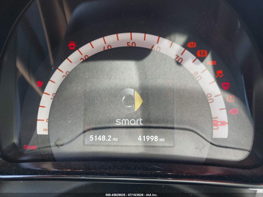 2018 Smart VIN WMEFJ9BA2JK270968 IAAI salvage auction — NORMAL WEAR, Clear - Dealer Only (California), sold $1,525 on 2026-07-28 (photo 7)