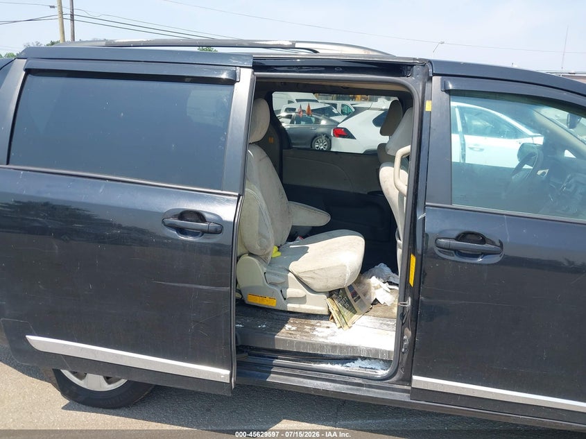 2011 Toyota Sienna VIN 5TDKK3DC9BS161858 IAAI salvage auction — FRONT END, Clear (New York), sold $2,000 on 2026-07-27 (photo 8)