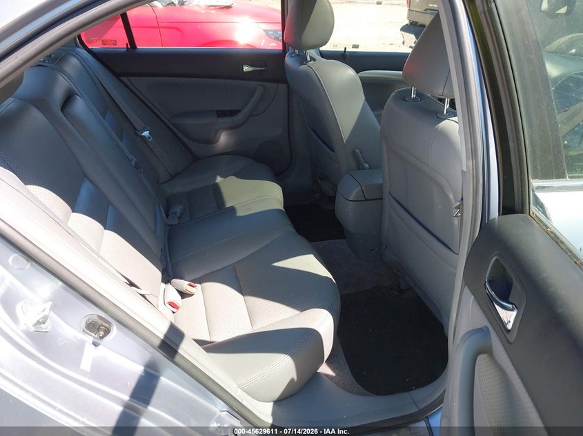 2004 Acura Tsx VIN JH4CL96904C012618 IAAI salvage auction — NORMAL WEAR, Clear (Washington), sold $1,225 on 2026-07-22 (photo 8)