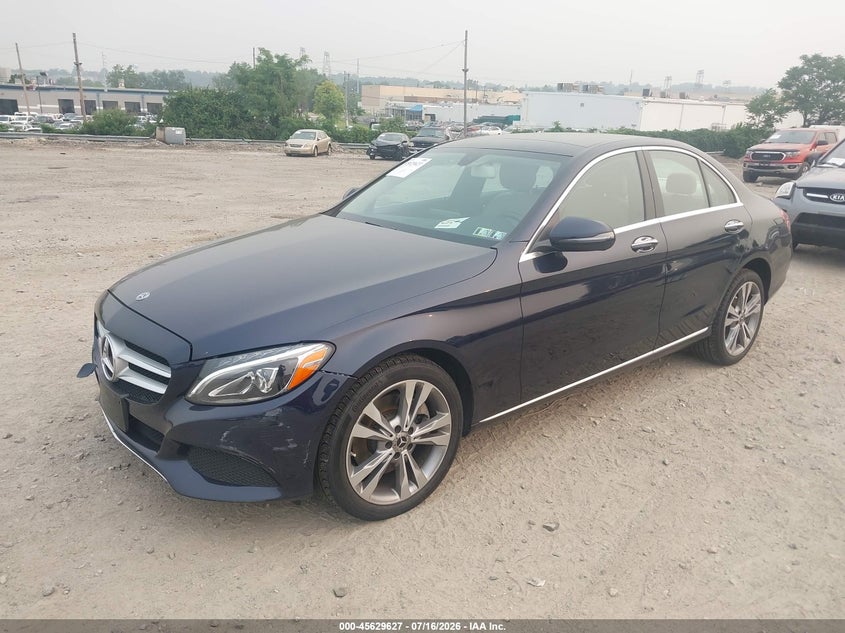 2018 Mercedes-benz C-klasse VIN WDDWF4KB6JR337144 IAAI salvage auction — SIDE, Wait Title, sold $5,600 on 2026-08-10 (photo 2)