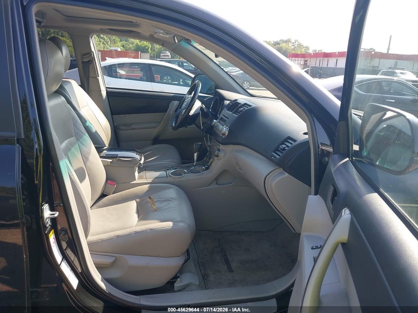 2010 Toyota Highlander VIN 5TDJK3EH4AS039168 IAAI salvage auction — NORMAL WEAR, Clear (Maryland), sold $2,550 on 2026-07-16 (photo 5)
