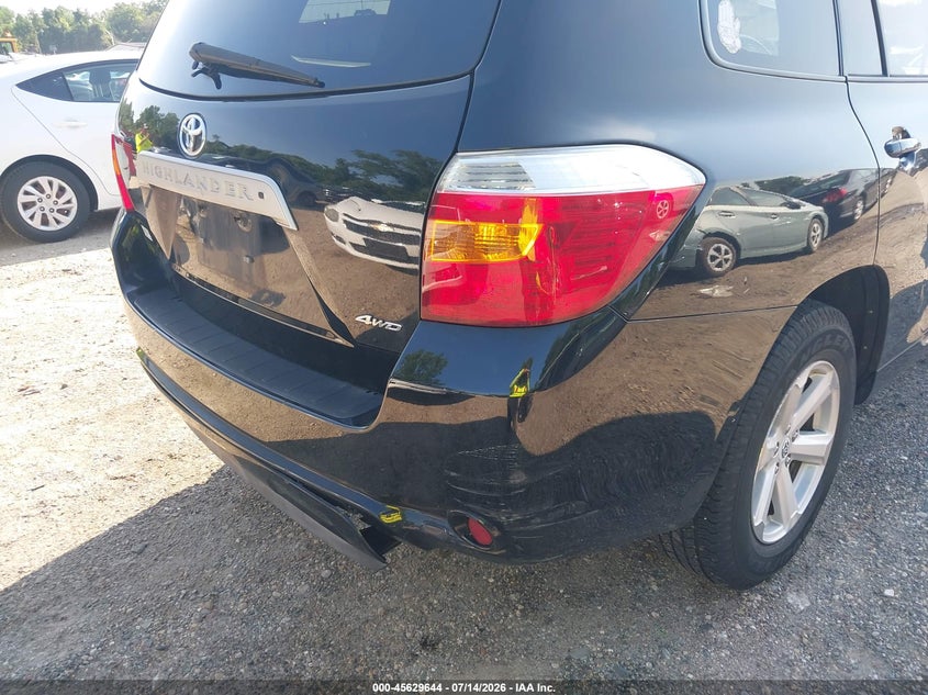 2010 Toyota Highlander VIN 5TDJK3EH4AS039168 IAAI salvage auction — NORMAL WEAR, Clear (Maryland), sold $2,550 on 2026-07-16 (photo 6)