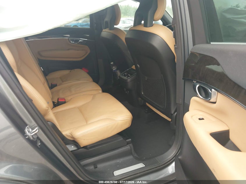 2018 Volvo Xc90 VIN YV4A22PK3J1327776 IAAI salvage auction — FRONT END, Salvage Title, sold $3,000 on 2026-08-12 (photo 8)