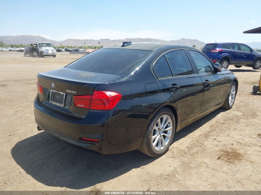 2017 BMW VIN WBA8E1G57HNU14044 IAAI salvage auction — NORMAL WEAR, Clear-Dealer Only (Arizona), sold $175 on 2026-07-28 (photo 4)