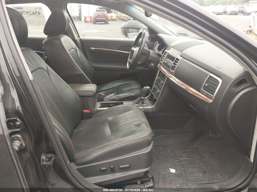 2011 Lincoln Mkz VIN 3LNHL2JC7BR750847 IAAI salvage auction — FRONT & REAR, Salvage (Pennsylvania), sold $150 on 2026-07-26 (photo 5)