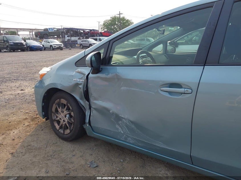 2015 Toyota Prius v VIN JTDZN3EU1FJ021741 IAAI salvage auction — LEFT FRONT, Salvage Title, sold $2,750 on 2026-08-01 (photo 6)
