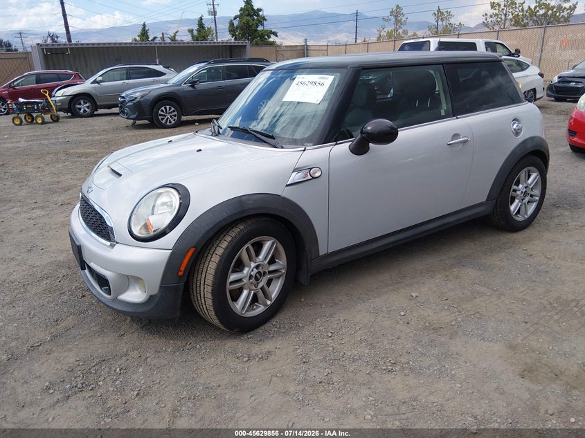 2012 Mini Cooper VIN WMWSV3C55CT387597 IAAI salvage auction — NORMAL WEAR, Salvage Title, sold $600 on 2026-07-17 (photo 2)