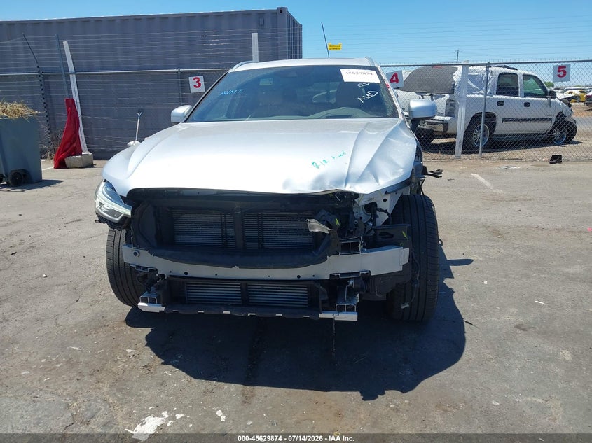 2018 Volvo Xc60 VIN LYVA22RK8JB111236 IAAI salvage auction — FRONT END, Salvage Title, sold $7,200 on 2026-08-05 (photo 6)
