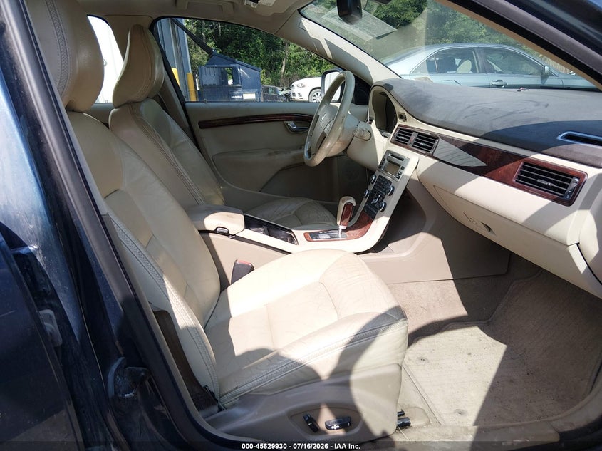 2008 Volvo Xc70 VIN YV4BZ982181014713 IAAI salvage auction — NORMAL WEAR, Original (Vermont), sold $25 on 2026-07-23 (photo 5)