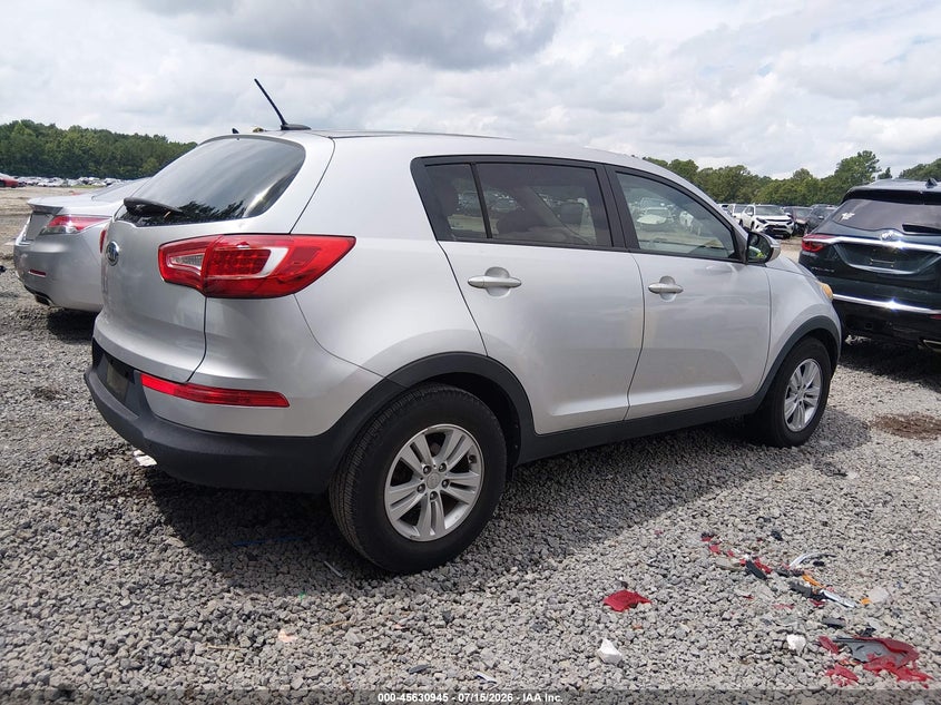 2011 Kia Sportage VIN KNDPB3A22B7089929 IAAI salvage auction — NORMAL WEAR, Clear (South Carolina), sold $1,800 on 2026-07-21 (photo 4)