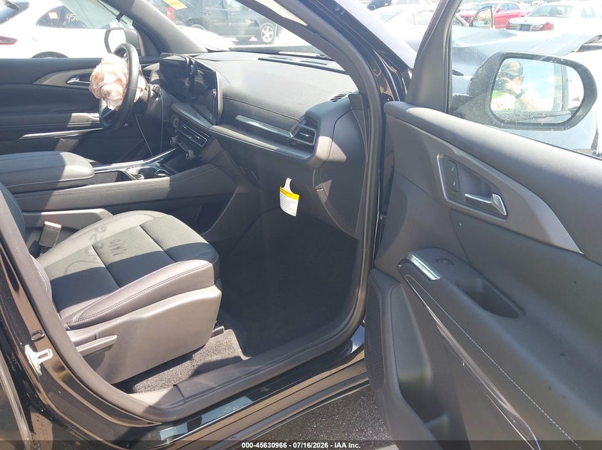 2025 Chevrolet Traverse VIN 1GNEVGRS4SJ279428 IAAI salvage auction — FRONT END, Salvage Title, sold $12,750 on 2026-09-03 (photo 5)
