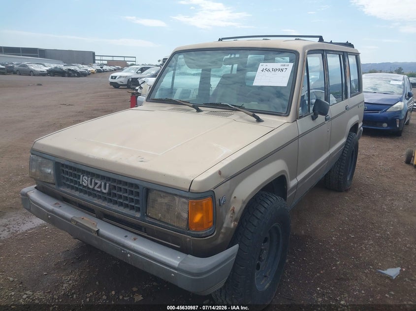 1991 Isuzu Trooper VIN JACCH58R5M8912201 IAAI salvage auction — NORMAL WEAR, Clear-Dealer Only (Arizona), sold $275 on 2026-07-28 (photo 2)