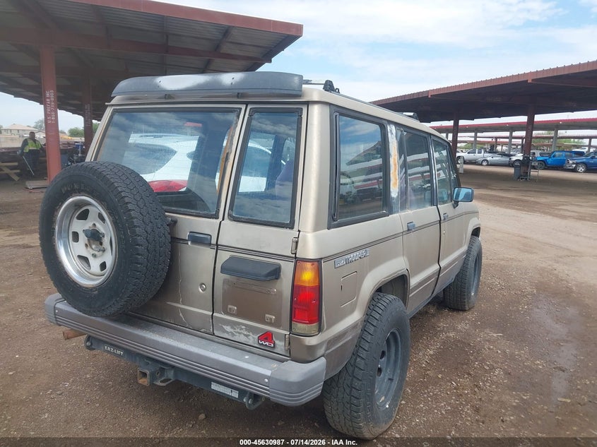 1991 Isuzu Trooper VIN JACCH58R5M8912201 IAAI salvage auction — NORMAL WEAR, Clear-Dealer Only (Arizona), sold $275 on 2026-07-28 (photo 4)