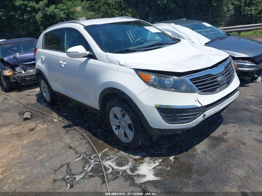 2012 Kia Sportage VIN KNDPB3A21C7339548 IAAI salvage auction — FRONT END, Salvage Title, sold $2,450 on 2026-08-02 (photo 1)