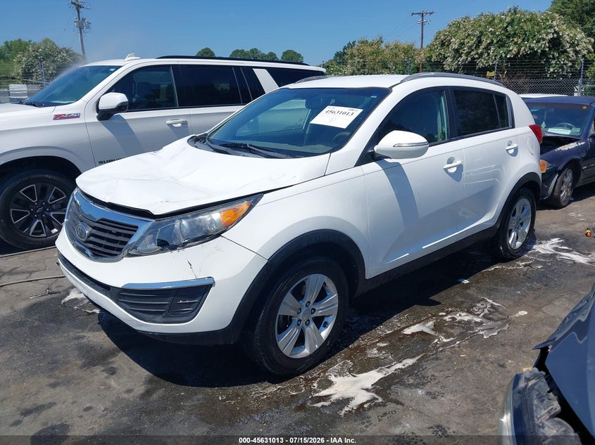 2012 Kia Sportage VIN KNDPB3A21C7339548 IAAI salvage auction — FRONT END, Salvage Title, sold $2,450 on 2026-08-02 (photo 2)